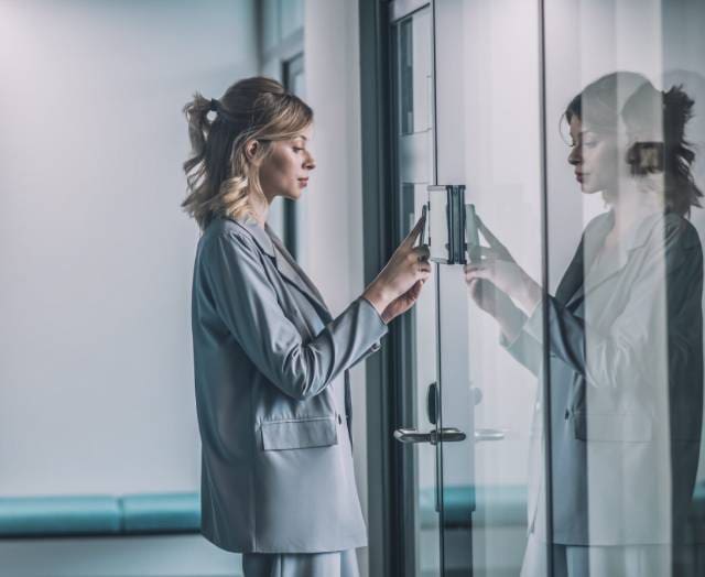 keyless access control system for enterprise or office